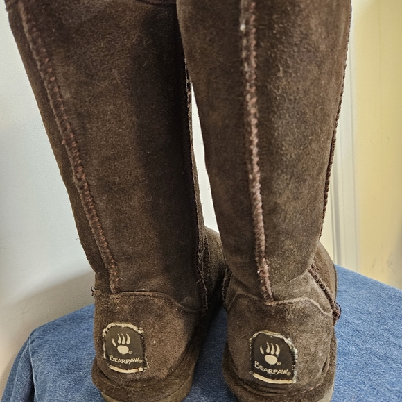 Bearpaw Chocolate Suede Boot Wool-lined - Picture 5 of 13